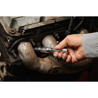 Douille À Bougie 3/8 Magnétique Diam5/8"-Milwaukee Outils À Main