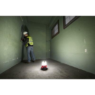 M18 Tal-0 - Éclairage 360° 18V, Sans Batterie, 2200 Lumens-Milwaukee Batteries,