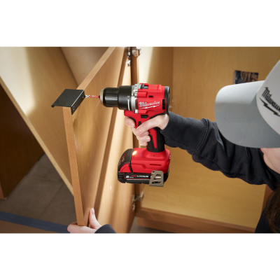 M18 BLDDRC-202C - Perceuse visseuse BRUSHLESS,18V, 2,0 Ah , 60 Nm  - Coffret, 2 batteries 18V 2,0Ah Red Li-Ion, chargeur M12-18C