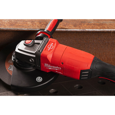M18 ONEFLAG230XPDB-122C - Meuleuse d'Angle FUEL 18V/ ONE KEY/ 230mm / Frein de disque / 12 Ah - Coffret, 2 batteries 18V 12,0 Ah