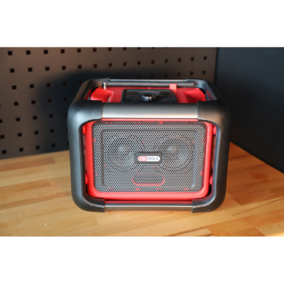 Enceinte De Chantier Avec Batterie 18V 4Ah Et Chargeur Rapide