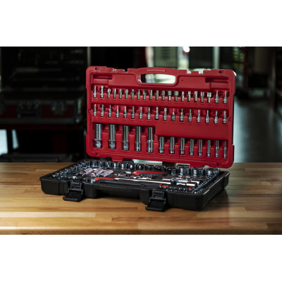 Coffret De Douilles Et Accessoires Ultimate 1/4'' - 1/2'', 111 Pièces