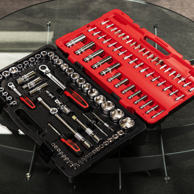 Coffret De Douilles Et Accessoires Ultimate 1/4'' - 1/2'', 111 Pièces
